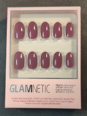GLAMNETIC Berry Maroon Short Round Press-On Nails in Mauve Pink
